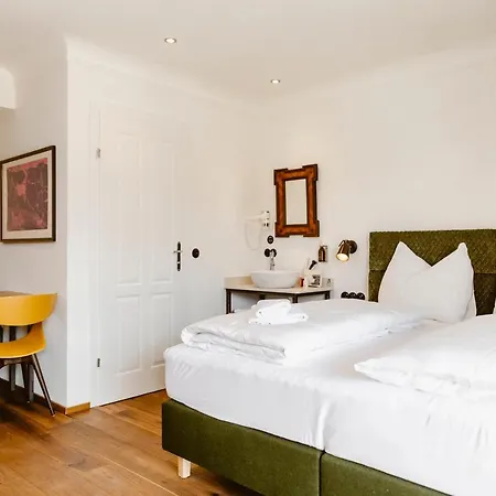 Hotel Seehotel Berau