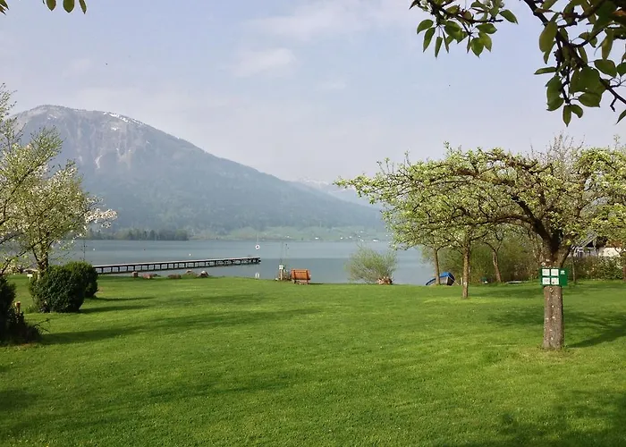 Szálloda Seehotel Berau 3*